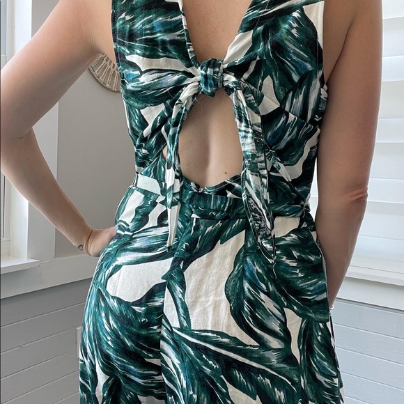 Who What Wear Banana Leaf Jumpsuit - Picture 5 of 5